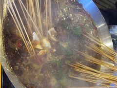 -拈签一笑黄牛肉辣卤串串