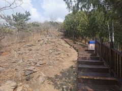 -北京十三陵国家森林公园蟒山景区