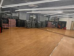 -乐刻运动健身(君临广场升级店)