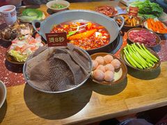 -赵美丽·重庆社区火锅·直营店(火车东站·中豪国际店)