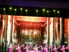 -工人俱乐部剧场杂技表演