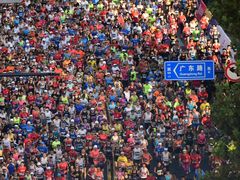 -八万人体育馆-外场足球场