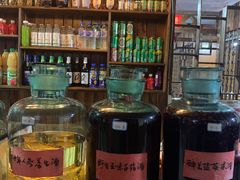 -果松木炭酸菜铜火锅·外婆参鸡汤