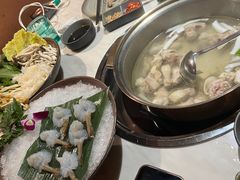 -喃喃椰·糟粕醋·椰子鸡火锅(七堡花园店)