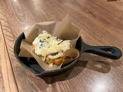 -必胜客(打浦桥日月光店)