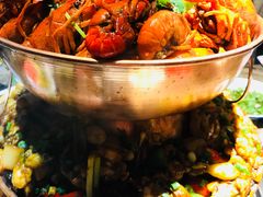 -沪小二炭火蛙锅(淮海中路美食不夜城店)
