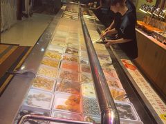 -尚品海鲜肥牛自助火锅(湖明店)