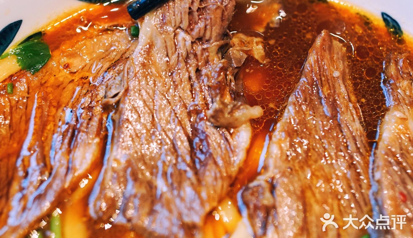 神仙牛肉面,料超足!!