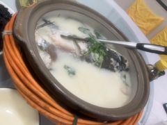 -天乐农家鱼头王(天目湖店)