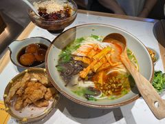 -百春原湖南牛肉粉(百联世纪店)