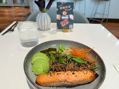 -潮一不贰·法式甜品·生日蛋糕·西式简餐(外滩店)