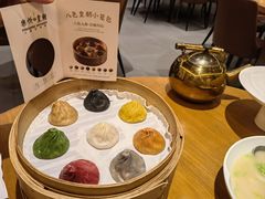-乐忻皇朝(上海中心大厦店)