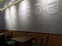 大堂-沪上阿姨·精选茶饮(山大路店)