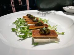 鱼子酱脆皮松板肉-解香楼(八盘岭路店)