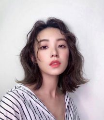 -苑苑发型设计