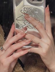 -M Nails & Beauty美甲美睫美体