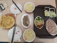 -李连贵熏肉大饼(沈阳站店)