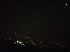 -鬼笑石后山停车场