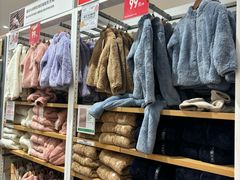 -优衣库(广州番禺万达广场店)