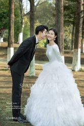 -雪中彩影婚纱摄影·微光艺术中心