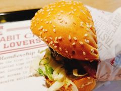 -The Habit Burger Grill 哈比特汉堡(复兴soho店)