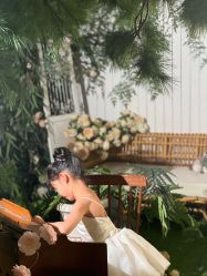 -十月日记高端孕妈妈摄影(黄金大厦店)