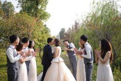 点击看大图 -Lady Jane高端婚纱礼服馆