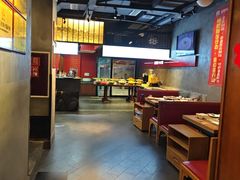 -杨肥肠火锅大排档(火车站花园店)