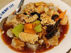 三鲜焖子-小船渔村•大连菜•大连焖鱼(黄河路店)