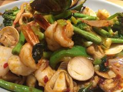 -Lia Cafe Bar Restaurant松山咖啡屋