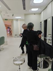 -八佰伴8008星级形象店