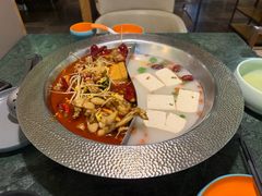-麻田会 ·鲜活现烹·牛蛙火锅(珠江新城维家思广场店)