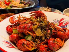 腾椒小龙虾-千岛蚝高压锅生蚝·人参火锅(白云万达店)