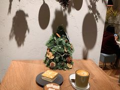 -潮一不贰·法式甜品·生日蛋糕·西式简餐(外滩店)