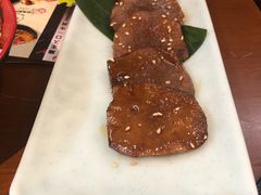 厚切牛舌-魔丼屋(日月光店)
