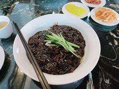 炸酱面-桃园中华料理炸酱面(燕儿岛路店)