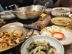 -老街烧烤大排档·地道湖北菜·龙虾馆(汉口火车站店)