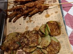 -老街烧烤大排档·地道湖北菜·龙虾馆(汉口火车站店)