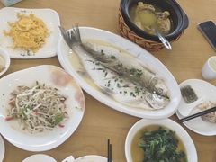 -品鲜村农家菜·阳澄湖大闸蟹(总店)