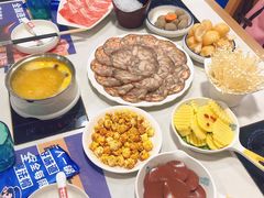 -魔法帽酱料牛肉小火锅(米兰店)