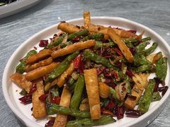 -俭寨大盘鸡·手抓肉·烧烤新疆菜(乌苏路店)