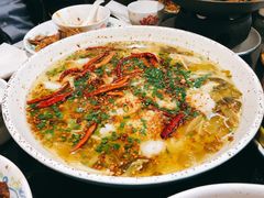 招牌酸菜鱼-老头儿油爆虾·知味杭州(爱琴海购物中心)