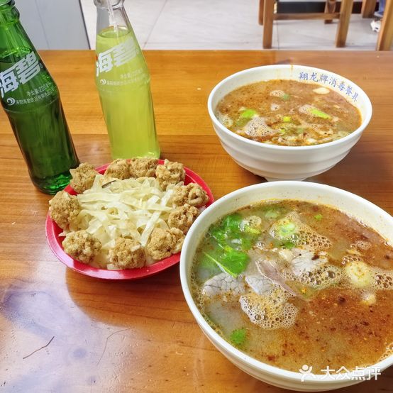 龙鳞路第一家牛肉汤(君河湾店)