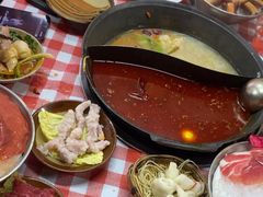 -赵美丽·重庆社区火锅·直营店(火车东站·中豪国际店)