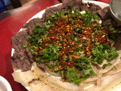 -谢老五跷脚牛肉·非遗传承店
