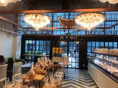 面包甜点陈列柜-牛角村(大族广场店)