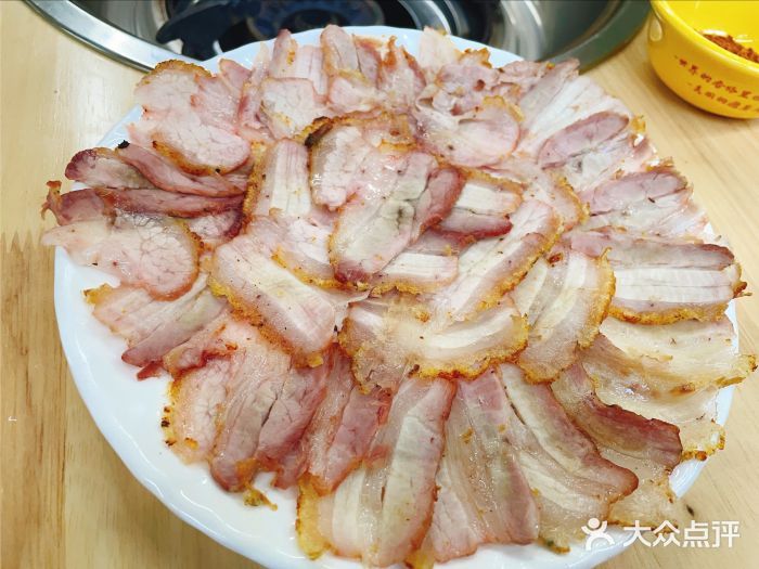 老字号特色藏餐(香格里拉古城店)烤藏香猪肉图片