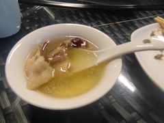 汽锅鸡-滇越乘象云南餐厅(豆各庄店)