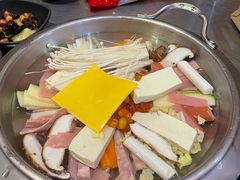 -山·烤辣鸡韩国料理(西溪路店)