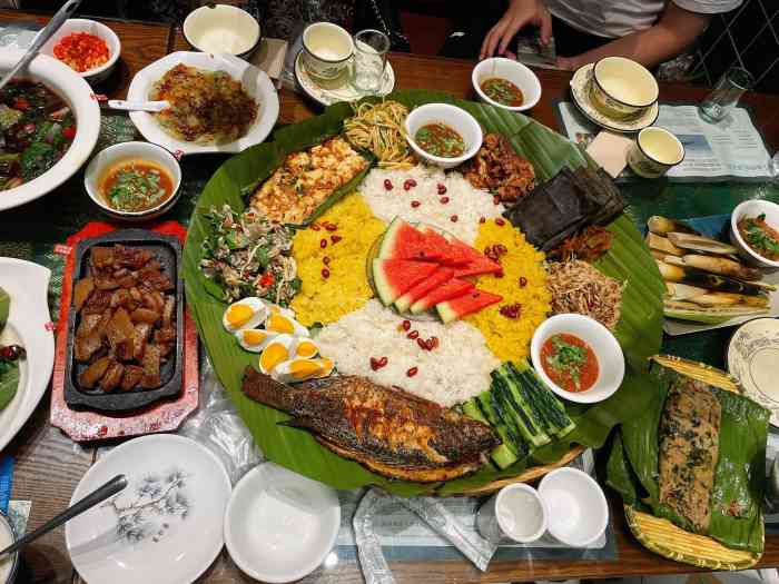 傣味轩(南屏街东口店)-"味道很有特色.服务很好.楼下是步行街位置.